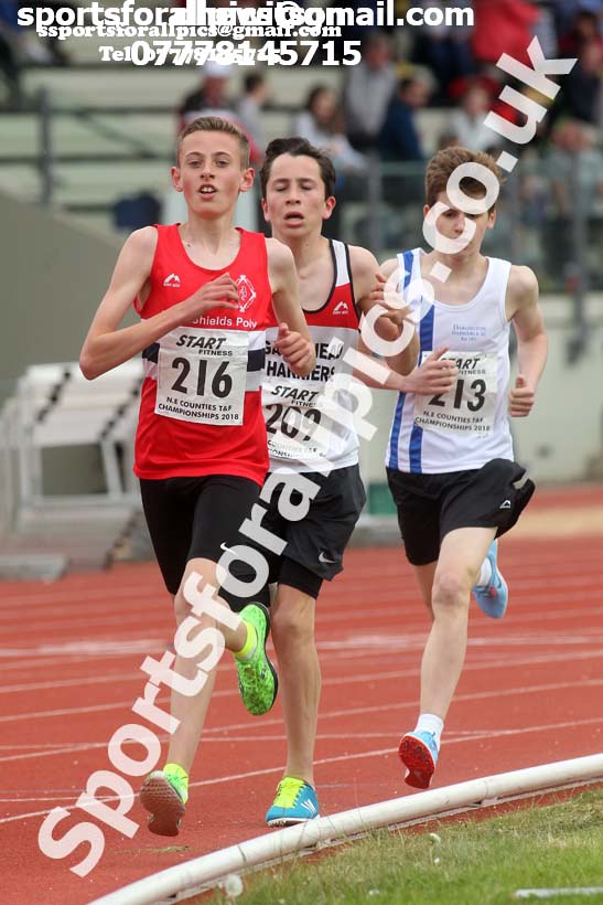 Boys under-15s 1500 metres, North Eastern Track and Fields Champs., Middlesbrough. Photo: David T. Hewitson/Sports for All Pics